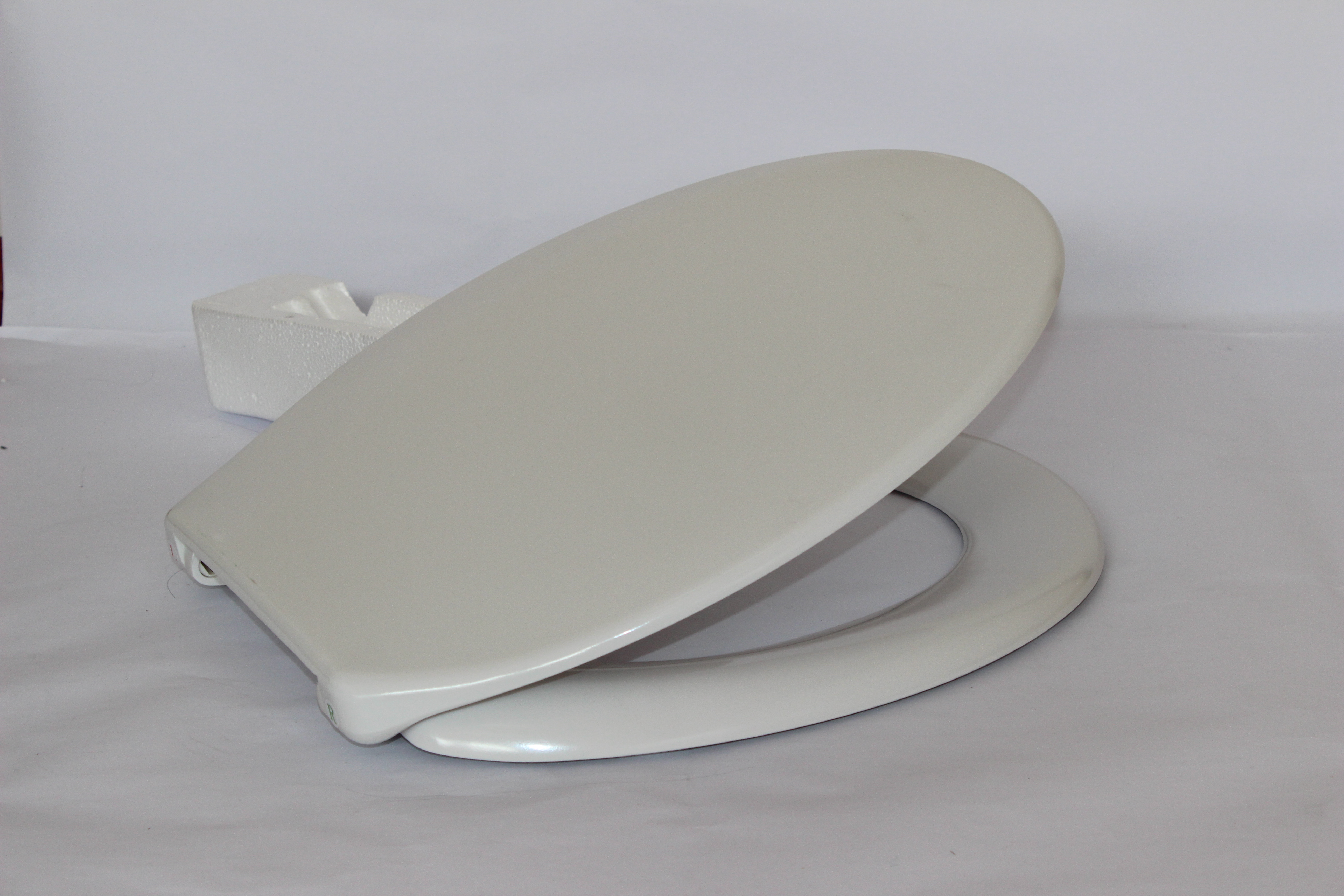 Slika proizvoda WC SJEDALICA ARMAL SIMPLE S POKLOPCEM bijelo DUROPLAST INOX OKOV